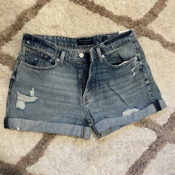 Jean shorts - Picture 1 of 3